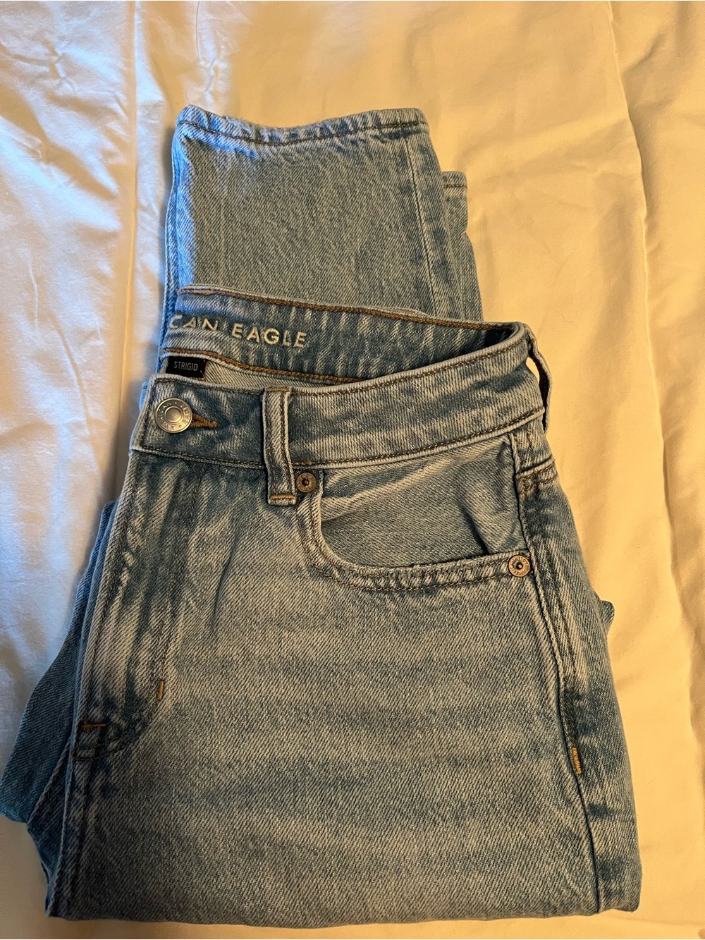 American Eagle Outfitters Light Blue High-Rise Straight Jeans